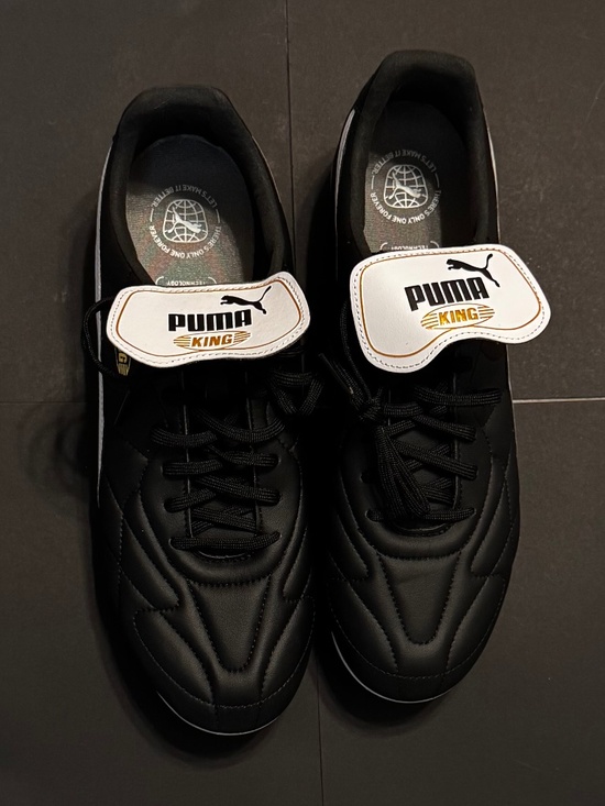 KING Puma Cleats Black and White. Men. Size 13. Like New